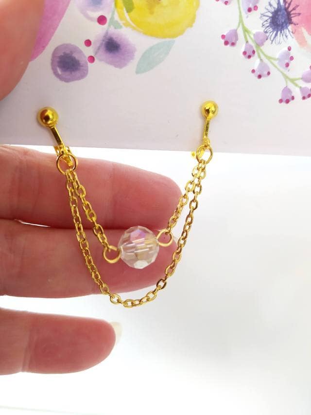 labia chains with clear crystal bead